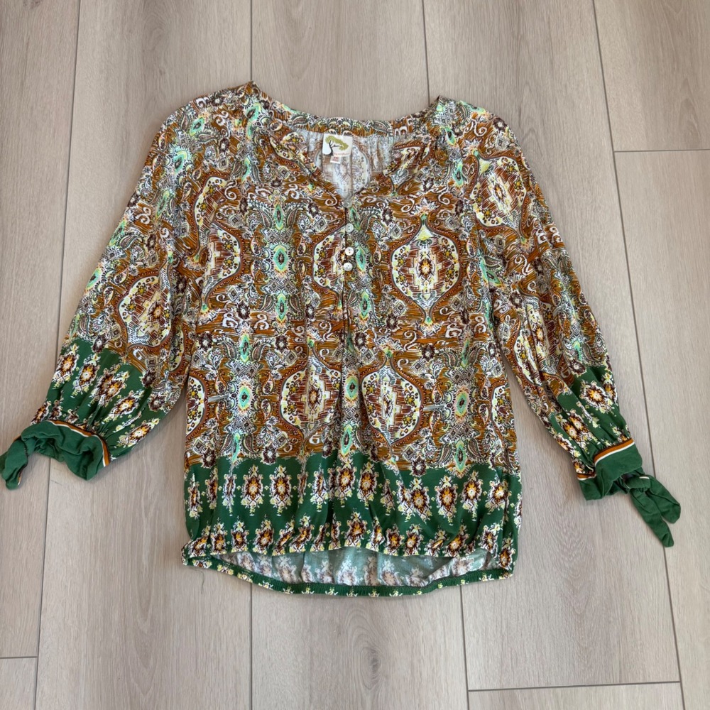 Fig and Flower Blouse Medium‎ Brown Green Paisley Print Long Sleeve Tie Cuff